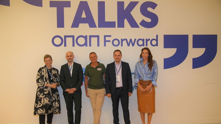 Η Άννα Μαρία Μαζαράκη, Ιδρύτρια της εταιρείας Άννα Μαρία Μαζαράκη, ο Γιώργος Τρακάκης, Διευθύνων Σύμβουλος της Endless, ο Αρμόδιος Γιαννίδης, Διευθύνων Σύμβουλος της Vitex, ο Αναστάσης Στοφόρος, Ιδρυτής και Διευθύνων Σύμβουλος της Nutree και η Ελευθερία Ζούρου, Ιδρύτρια της εταιρείας Doctoranytime