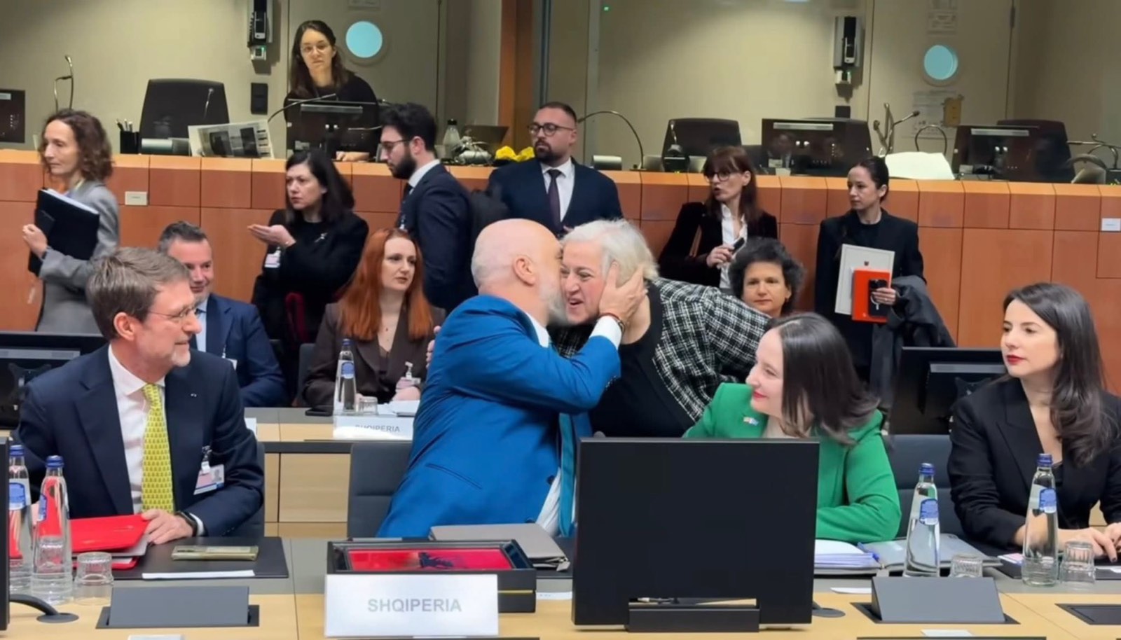 εικόνα_Viber_2025-11-19_10-40-26-210