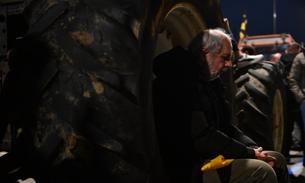 Πανελλαδικό συλλαλητήριο αγροτών στην Αθήνα, Παρασκευή 13 Φεβρουαρίου 2026. Στο επίκεντρο των διεκδικήσεων παραμένουν το υψηλό κόστος παραγωγής, οι εγγυημένες τιμές στα προϊόντα, η αλλαγή του κανονισμού του ΕΛΓΑ και αποζημιώσεις στο 100%. (ΤΑΤΙΑΝΑ ΜΠΟΛΑΡΗ/EUROKINISSI)